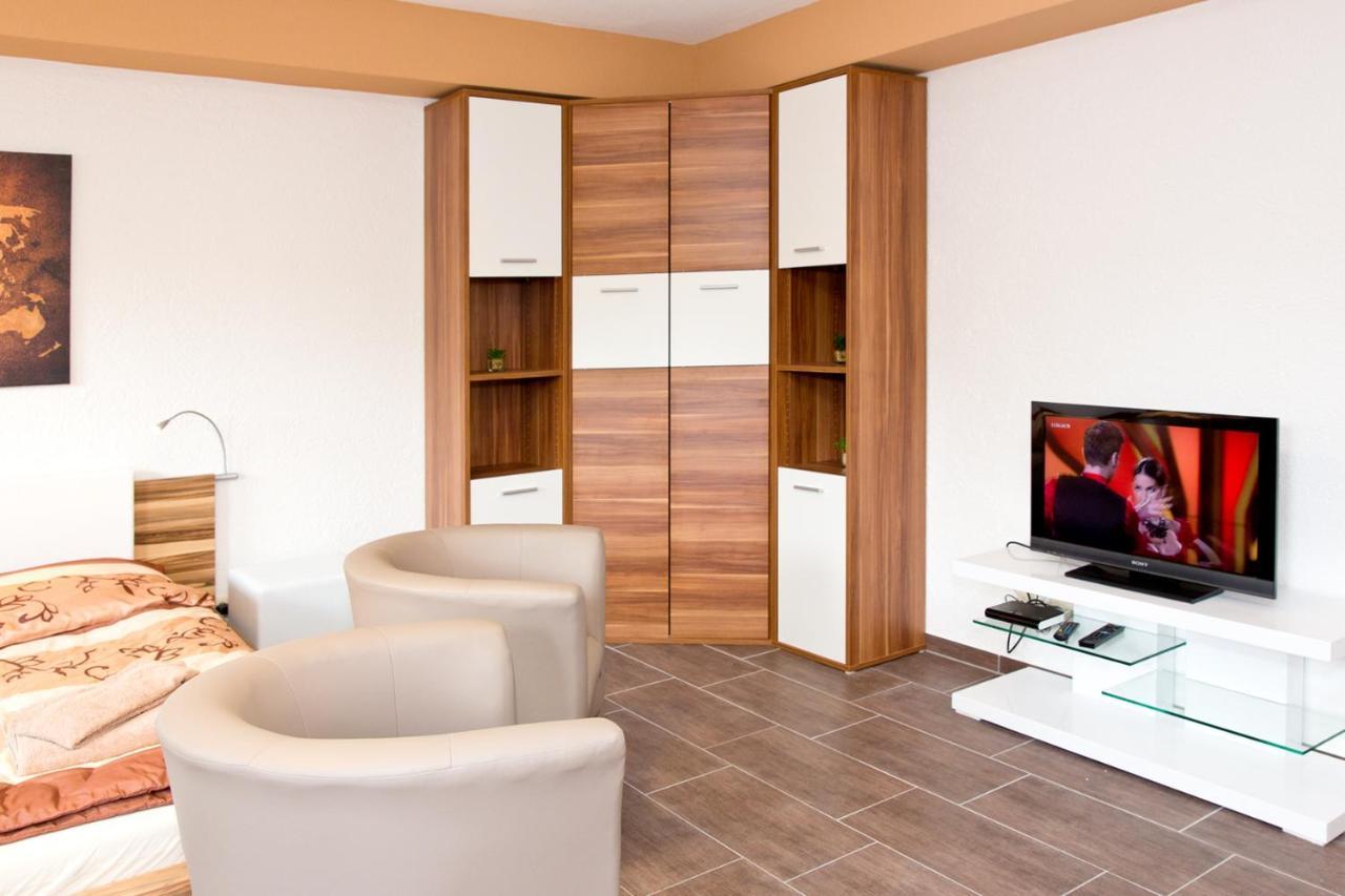 Ferienwohnung Familie Leinweber Waren  Esterno foto
